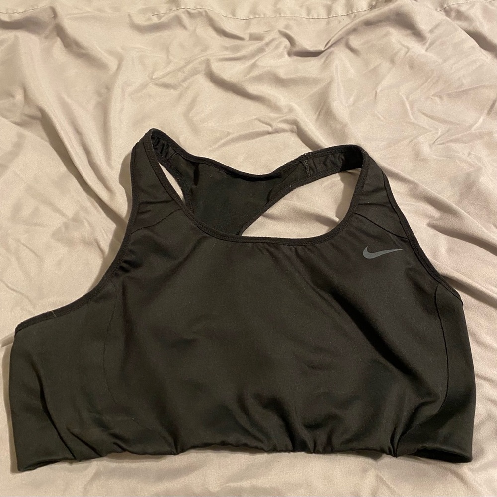 Nike || Black Large Sports Bra
